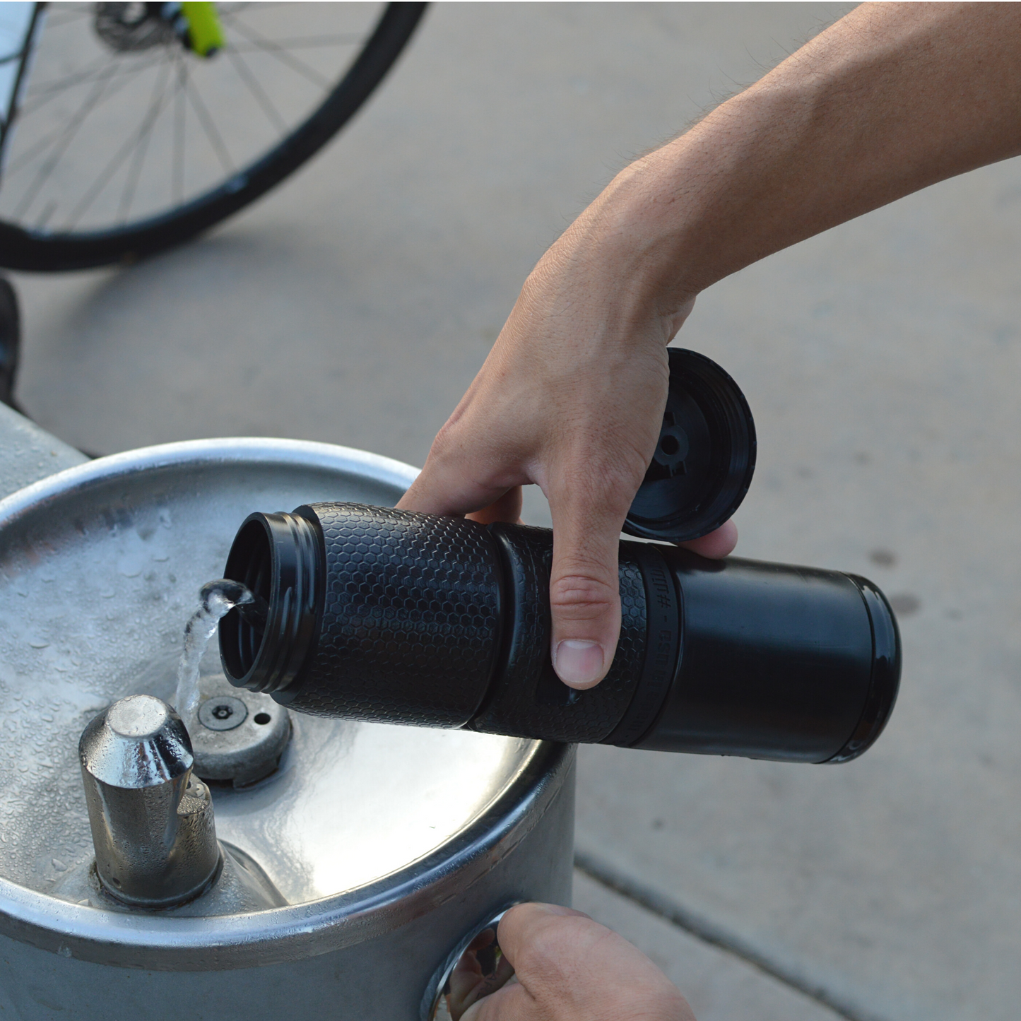 Cycling biking bike bicycle saddle bag dib bottle hydration water storage cage keg specialized pod tools sports